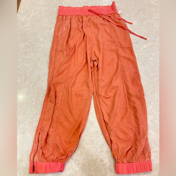 FREE PEOPLE FP MOVEMENT Halfzies Pants In Matte Rose Size M - Picture 14 of 16